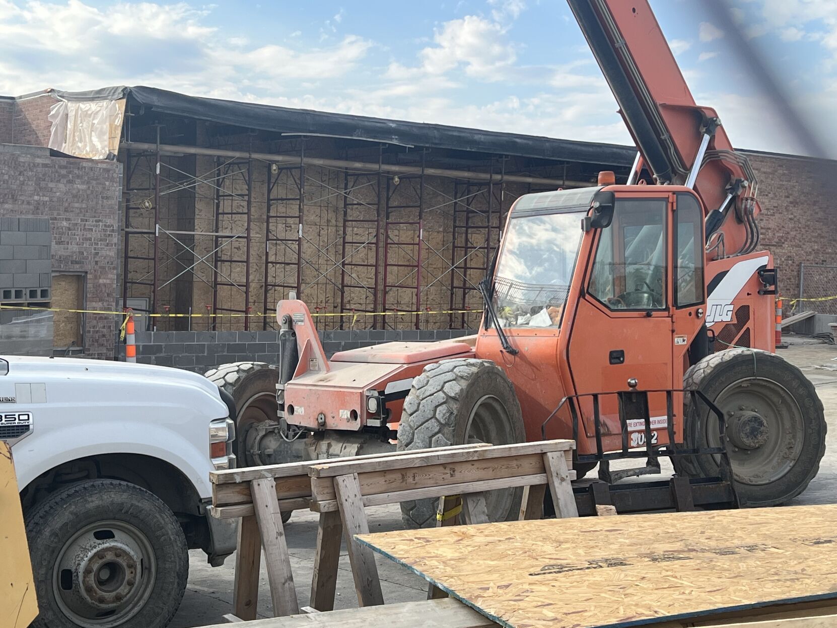 Construction Crews at Downtown Columbia USPS Location